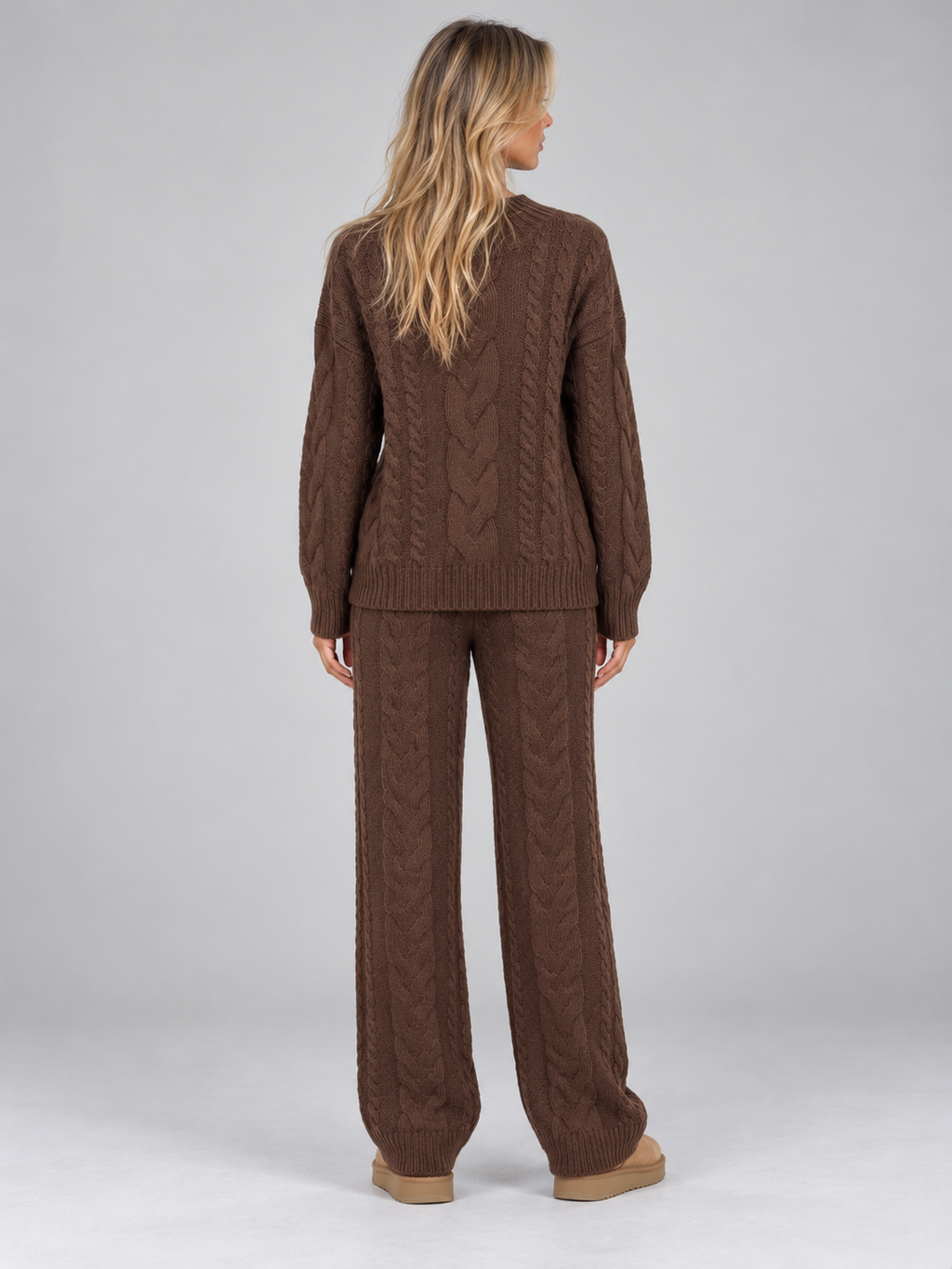 Women’s Cable Knit Two-Piece Set