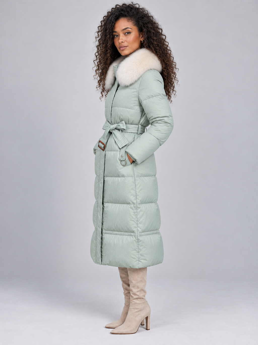 Women’s Long Hooded Puffer Coat – Faux Fur Collar