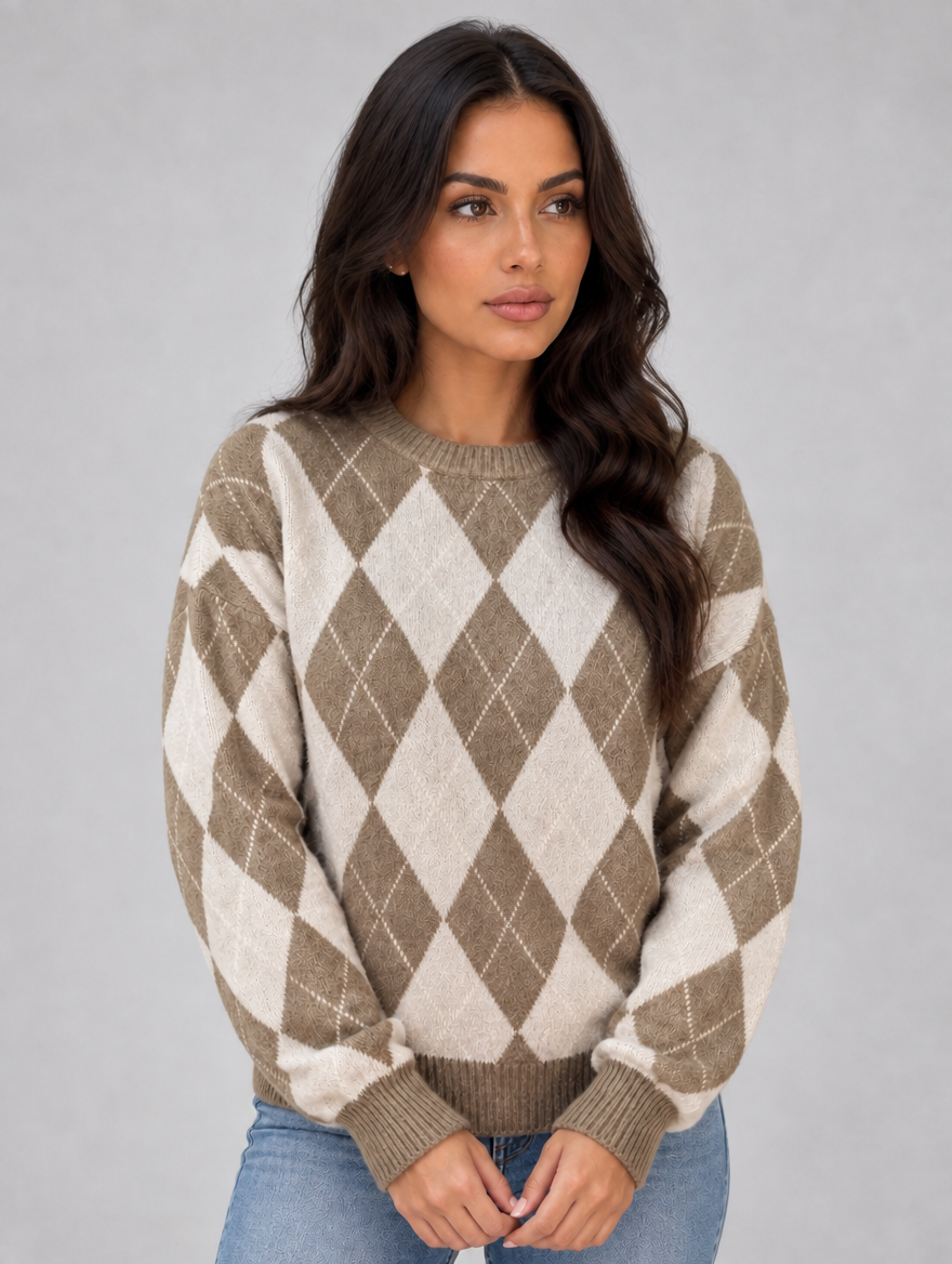 Women’s Argyle Knit Jumper — Beige