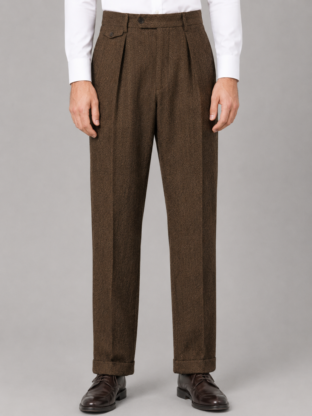Men’s Herringbone Pleated Tailored Trousers — Brown